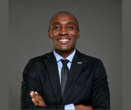 Chazai Wamba : Christian Valdano Kojouo Mid-level Associate 